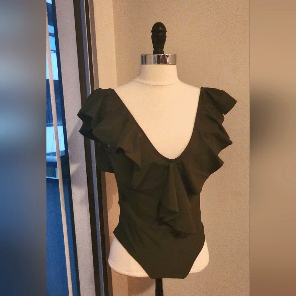 Green Solid Ruffle One-Piece Swimsuit